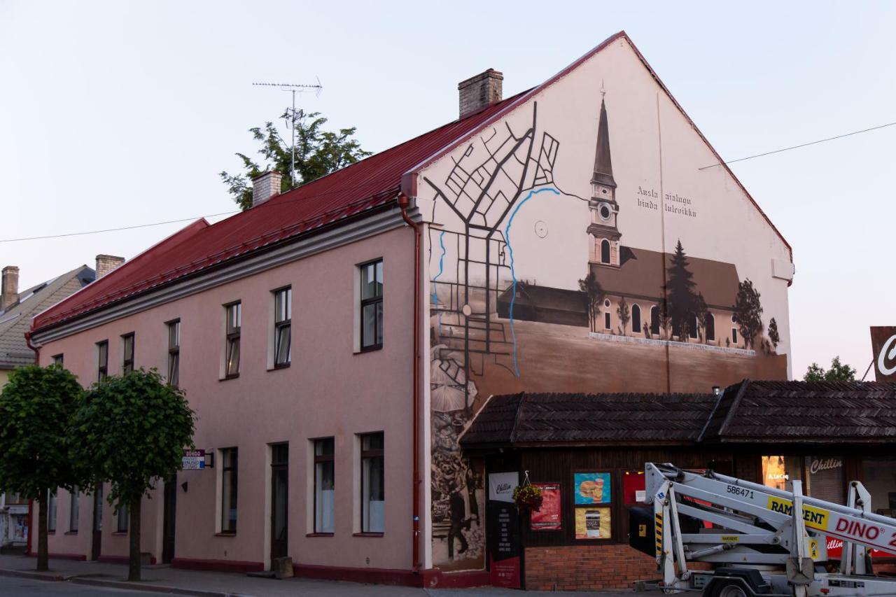 Old Town Apartment - Self Check In Võru المظهر الخارجي الصورة